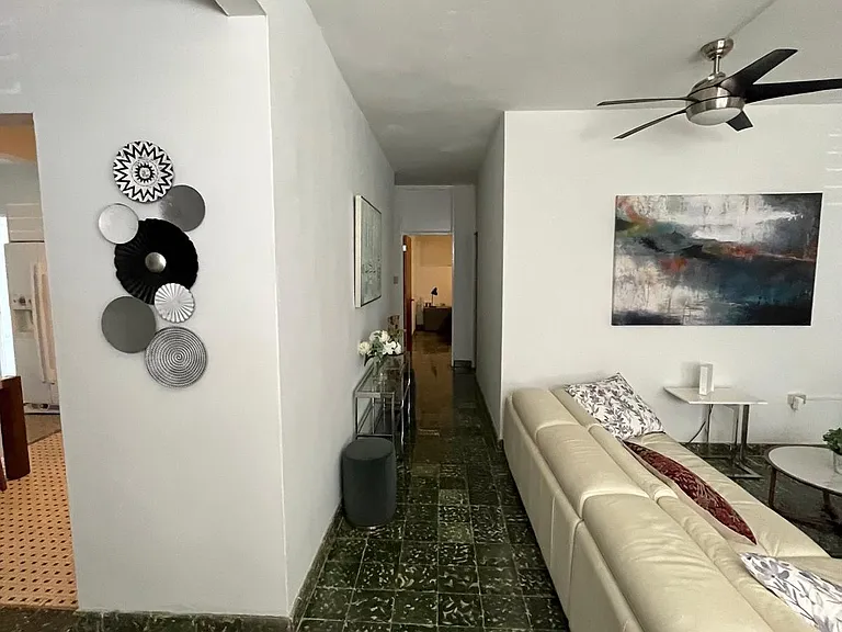 107 Lighthouse — Photo 6