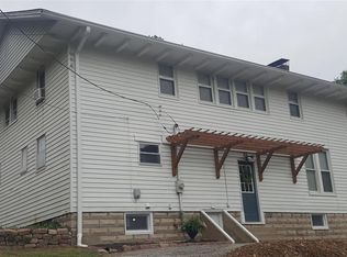 1715 Pleasant View Dr, Fairview Heights, IL 62208