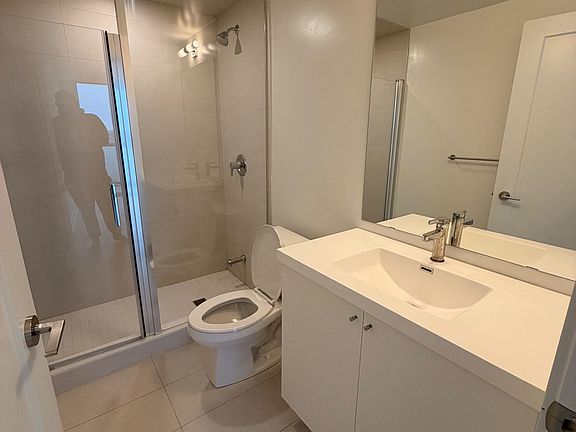 5th image of 2545 Simcoe St N #2704
