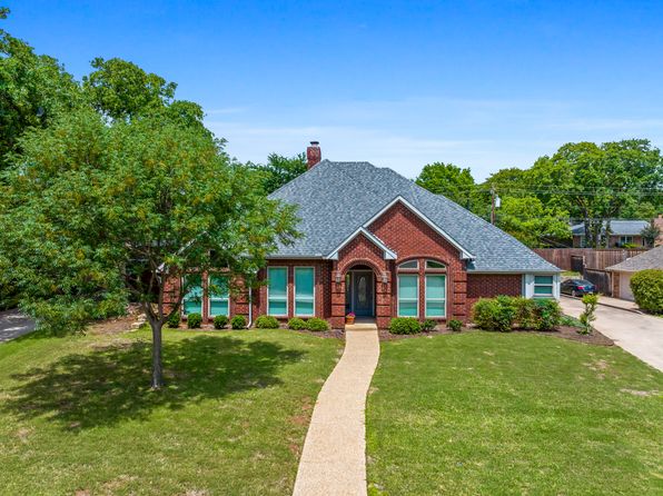 2942 Woodland Hills Dr