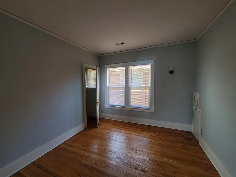 3345 Hogarth Ave #2 — Photo 22