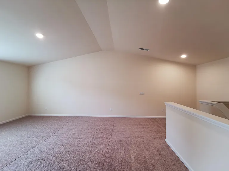 4425 Almanor Cir — Photo 34