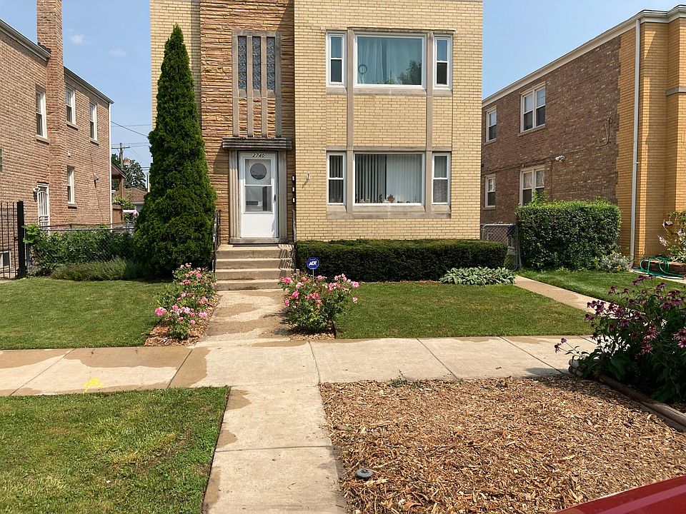 1st image of 2740 W Catalpa Ave Floor 2