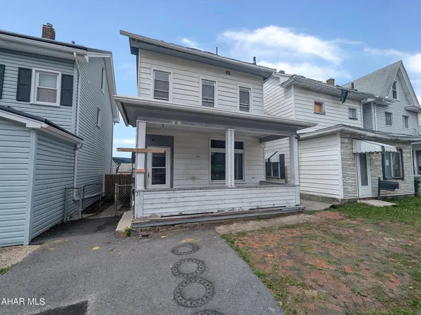218 2nd Ave, Altoona, PA 16602