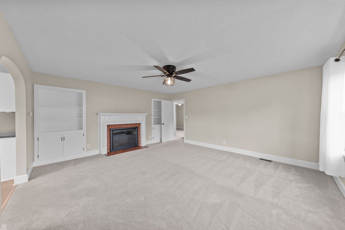 next background image