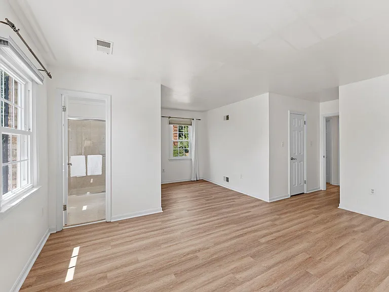 7428 Chummley Ct — Photo 14