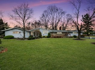 30125 Bolingbrook Rd, Pepper Pike, OH 44124