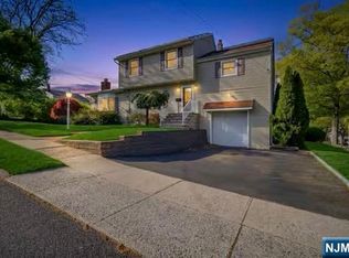 182 Pascack Ave, Emerson, NJ 07630