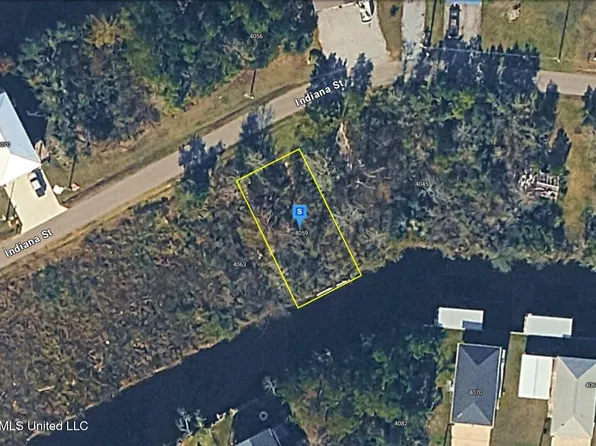 4059 Indiana St, Bay Saint Louis, MS 39520