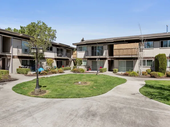 Gateway Crossing, 10332 NE Oregon St #6, Portland, OR 97220