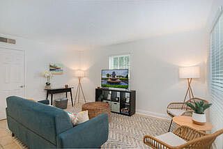 2nd image of 6240 Old Point Rd APT C7