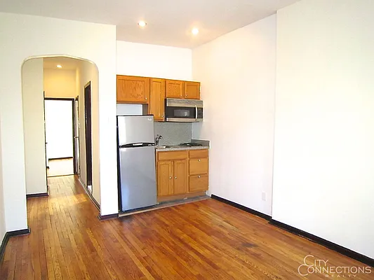 Rented by City Connections Realty | media 24