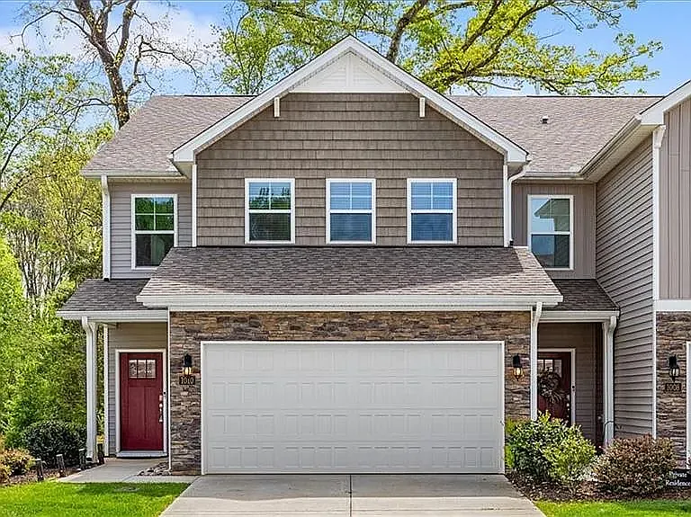 1010 Henson Park Dr — Photo 1