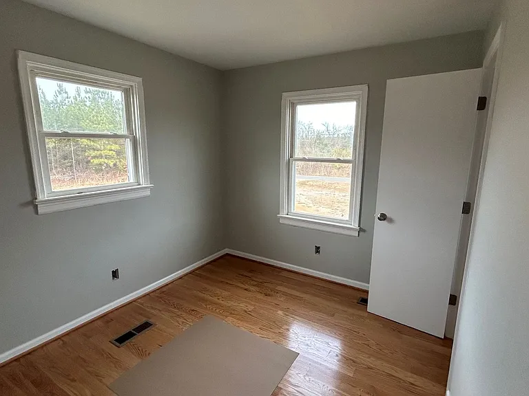 1380 Clover Rd — Photo 4