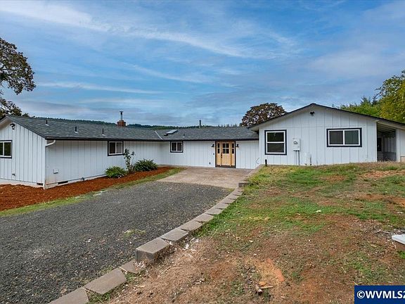 2nd image of 30834 SW Decker Ridge Rd