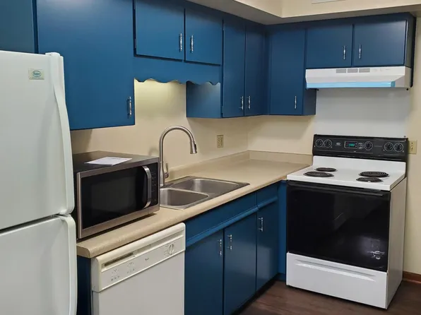 1237 S 27th St, Lincoln, NE 68502