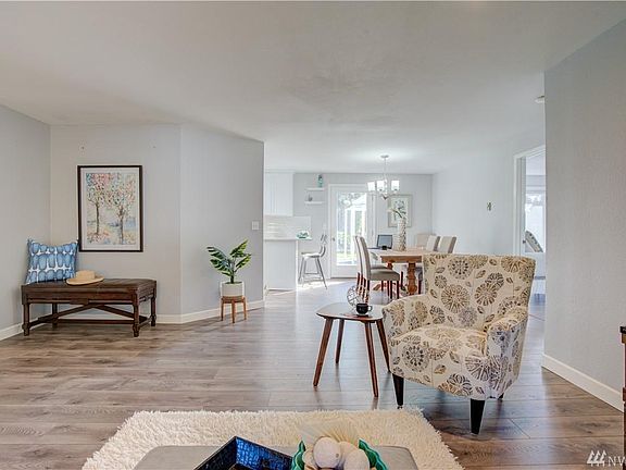 5th image of 8406 188th Street Ct E