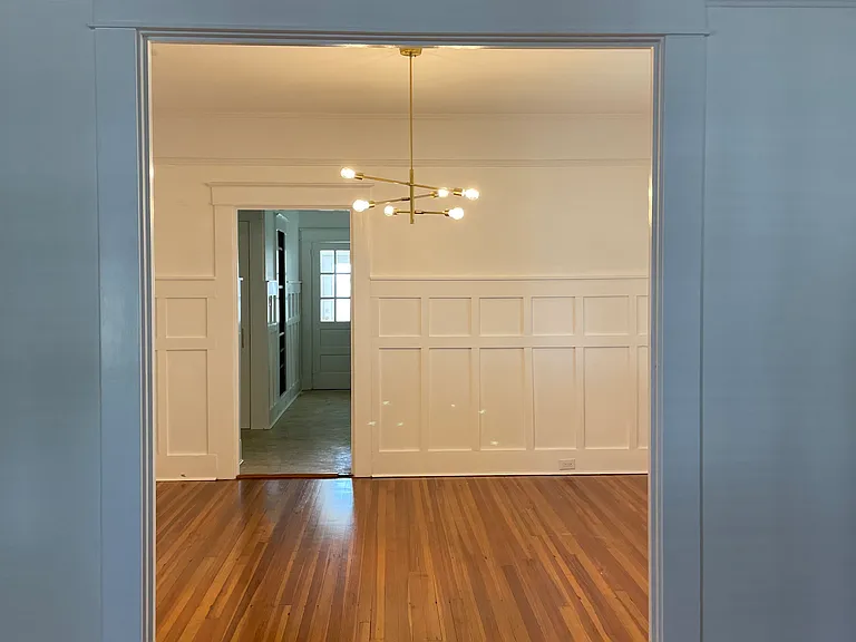 245 Reynoir St — Photo 21