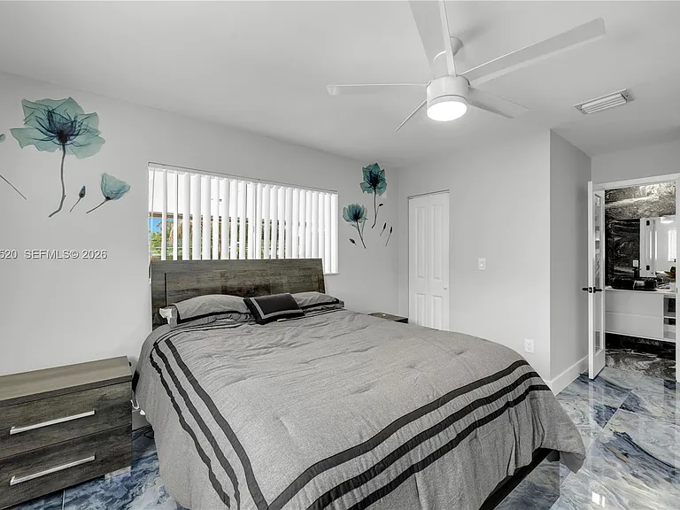 10350 SW 48th St — Photo 10
