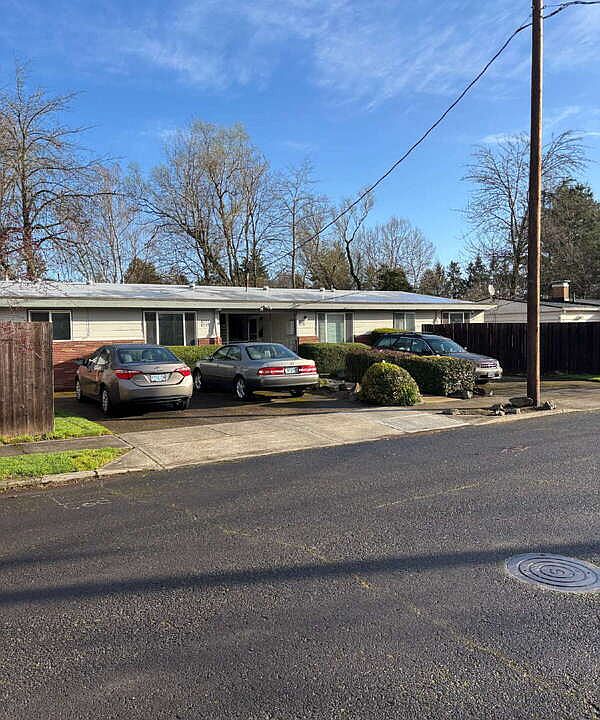 1st image of 11599 SW 12th St