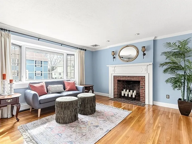 15 East St — Photo 4