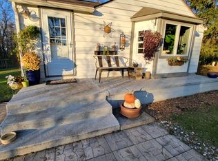 2688 Buckner Rd, Lake Orion, MI 48362