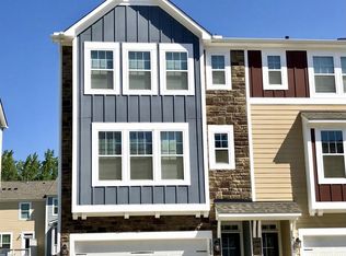 2884 Dallas Valley Ln, Apex, NC 27502