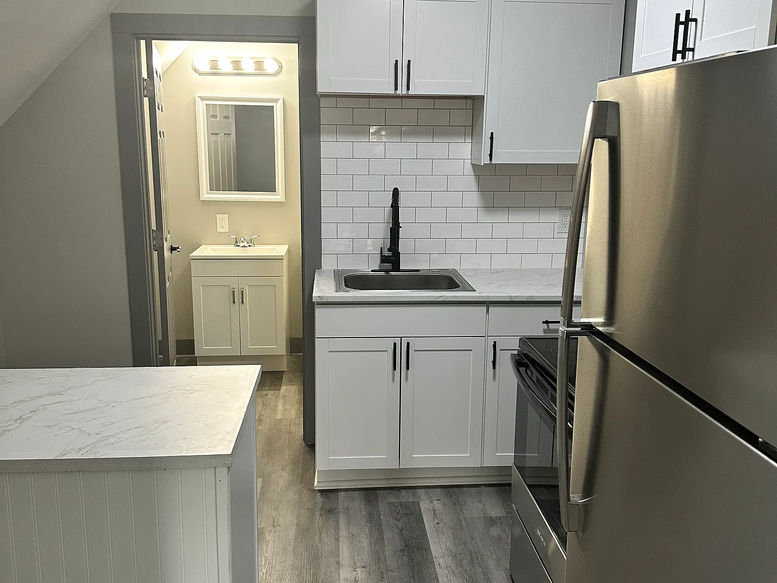 848 Windham Ave — Photo 2