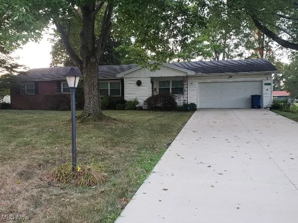 456 Laurel St, Youngstown, OH 44505
