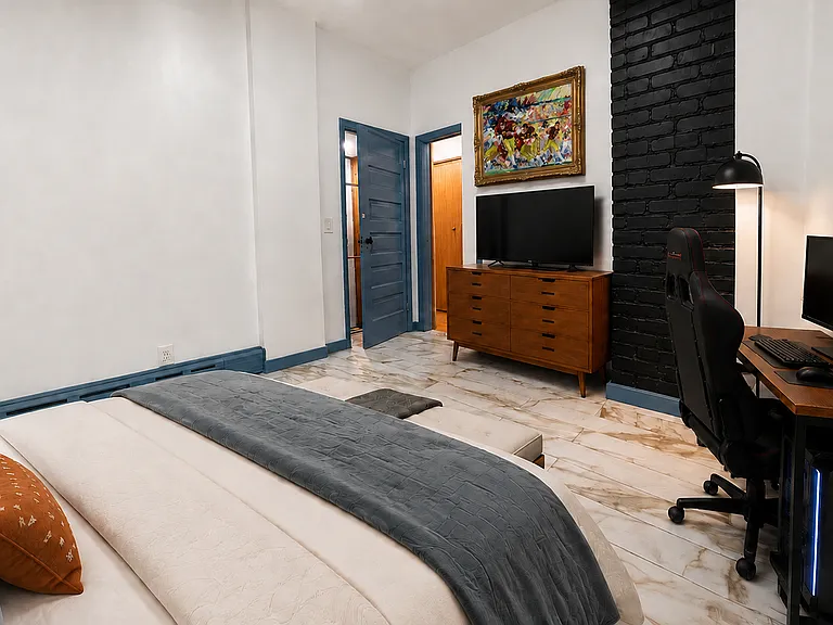 2724 Aldrich Ave S #2724 — Photo 8