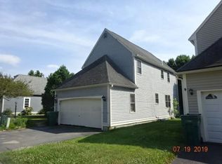 24 Valleyview Ct, Fitchburg, MA 01420