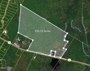 112 Swamp Brook Path, Hawley, PA, 18428