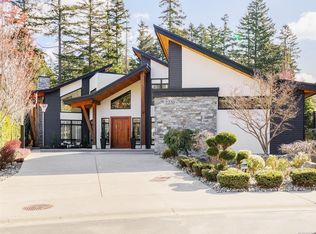 2220 Riviera Pl, Langford, BC V9B 0Y5