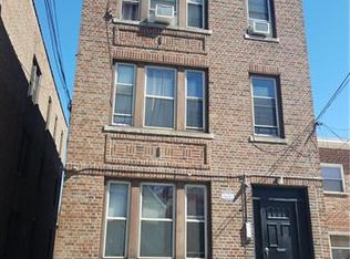 1864 White Plains Rd, Bronx, NY 10462