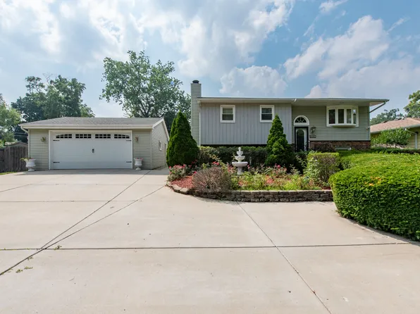 (undisclosed Address), North Chicago, IL 60064