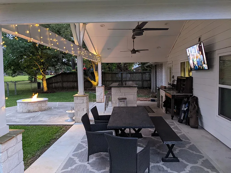 255 E Castle Harbour Dr — Photo 27