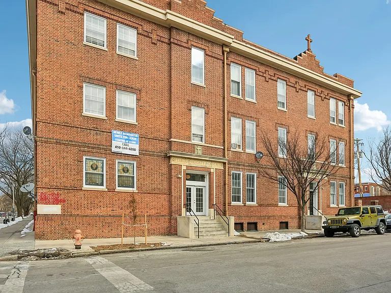 Peabody Apartments — Photo 27