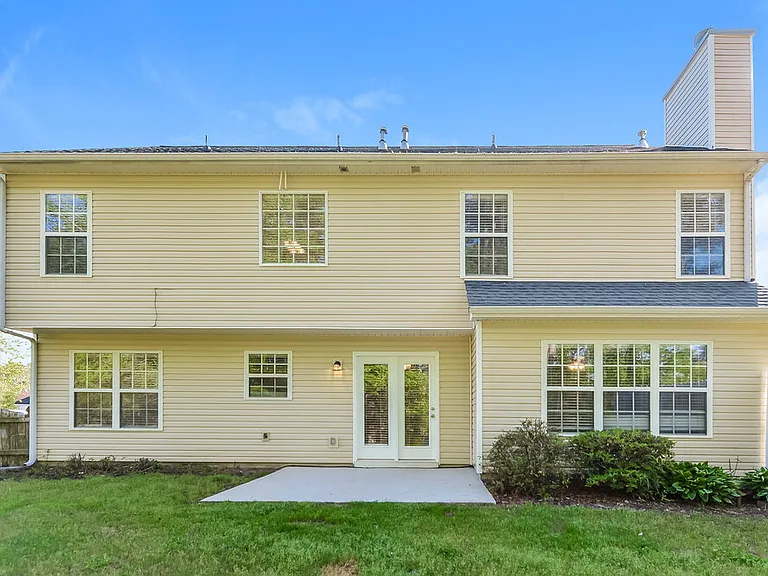 2521 Meadow Pond Trl — Photo 20