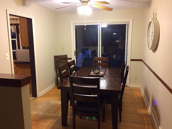 5th image of 105 Churchill Ln