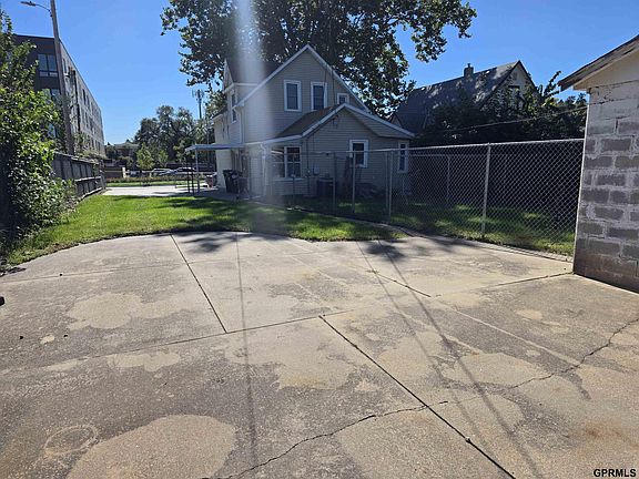 4th image of 3012 Emmet St