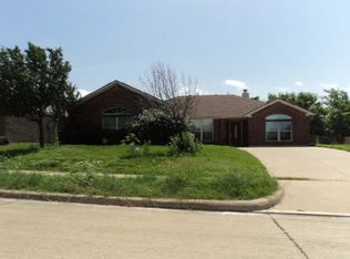 204 N Bending Oak Ln, Wylie, TX 75098