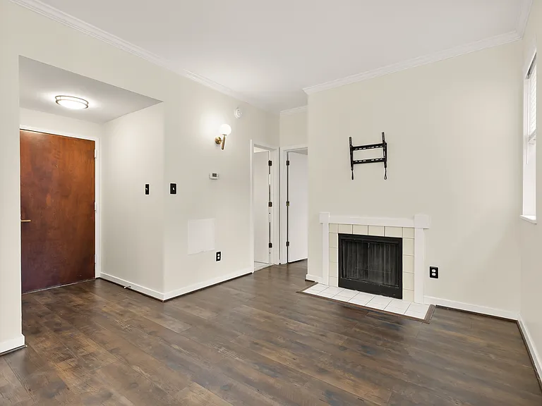 2114 N St NW #15 — Photo 8