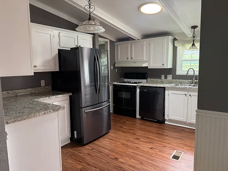 184 Bessor Rd — Photo 8