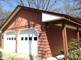 1766 Alameda St, Roseville, MN 55113