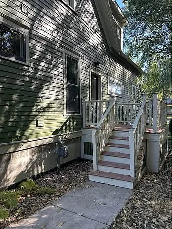 Building Photo - 725 5th St #1