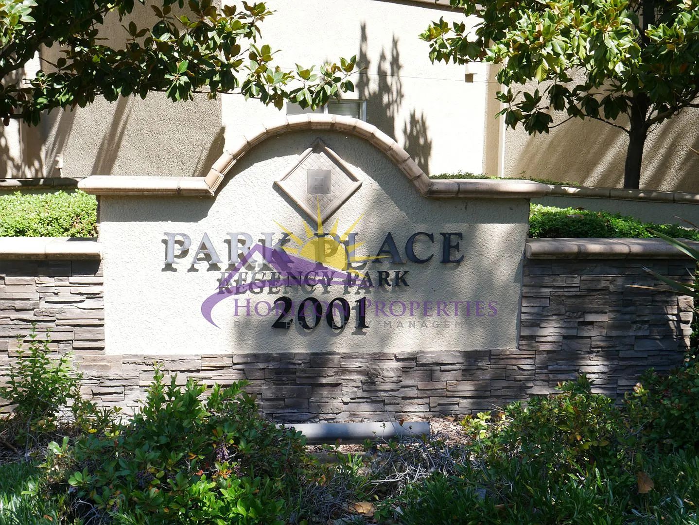 Open Three-story 2 Bed 2.5 Bath 1,154 Sq Ft North Natomas Park Place Condo — Photo 1