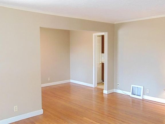 5th image of 8331 Ward Parkway Pl