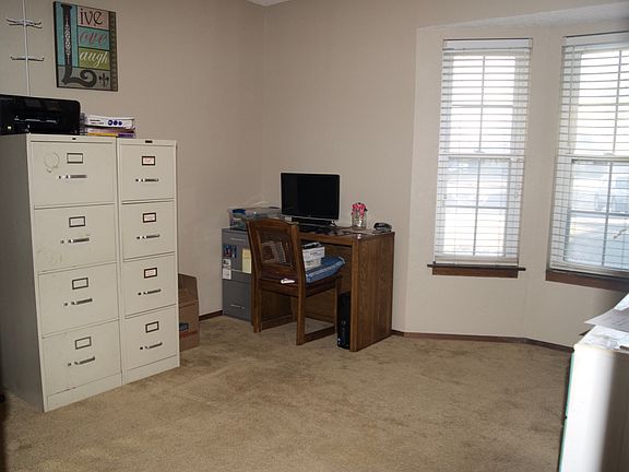 4th image of 6404 Oakhurst Dr