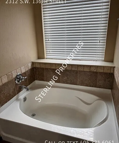 2312 SW 136th St — Photo 22