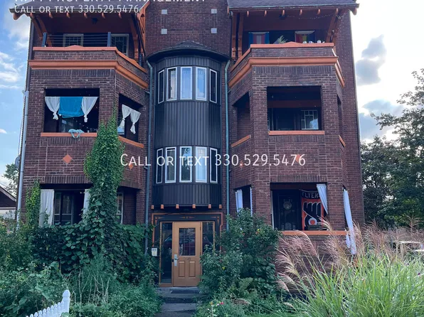 798 W Market St APT 5, Akron, OH 44303